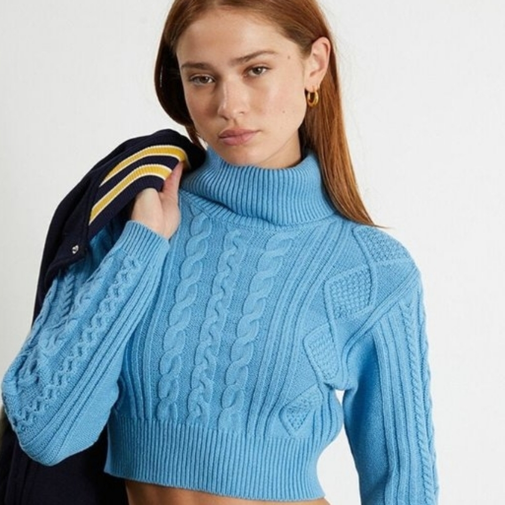 Pacsun Kendall & Kylie Cropped Cable-Knit Light Blue Turtleneck Sweater - Size S